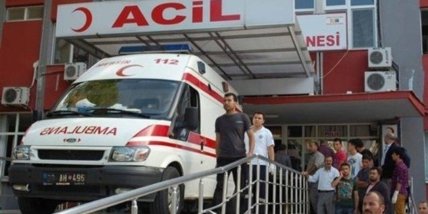 Polis okulu öğrencileri yemekten zehirlendi