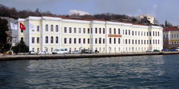 Mescit isteyen öğrencilere hakaret edin kampanyası!