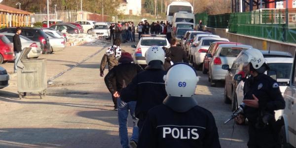 Beşiktaş taraftarları gerginlik çıkarttı