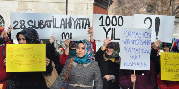 İlahiyat öğrencilerinden formasyon eylemi