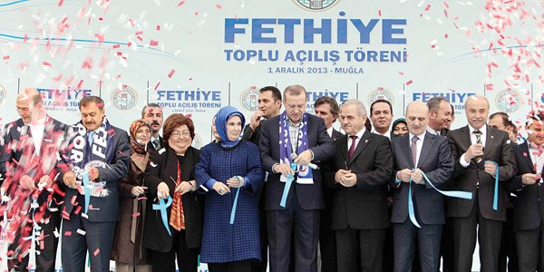 Başbakan'dan kredi kartı uyarısı