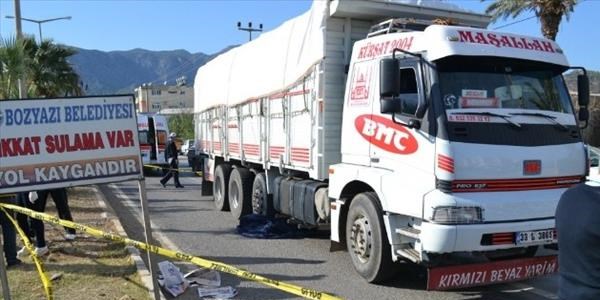Mersin'de trafik kazası; 1 ölü