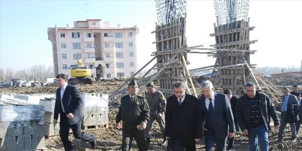 Protokol cezaevi inşaatına inceledi