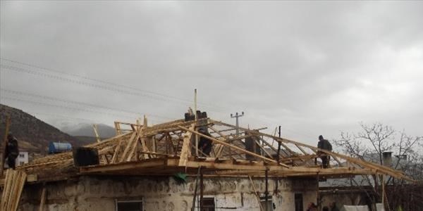 Nurhak'ta, 'çatısız ev kalmasın' projesi