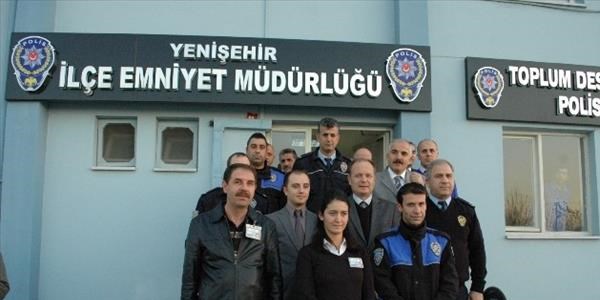 Ayın polisleri ödüllendirildi