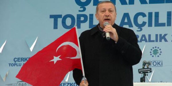 Erdoan: Aklamaya kalkarsak yer yerinden oynar