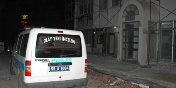 Polis memuru intihar etti