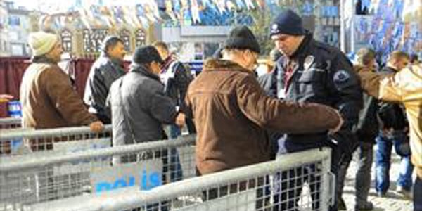 Miting alanında 3000 polis görev yapıyor