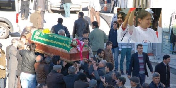 Kaza kurbanı liseli Meltem, son yolculuğuna uğurlandı