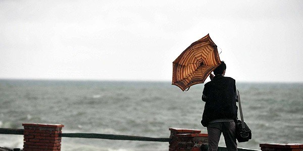 Batı ve Doğu Karadeniz için fırtına uyarısı