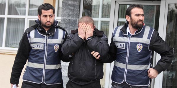 1.5 saatte 4 kez hırsızlık yapan zanlı yakalandı