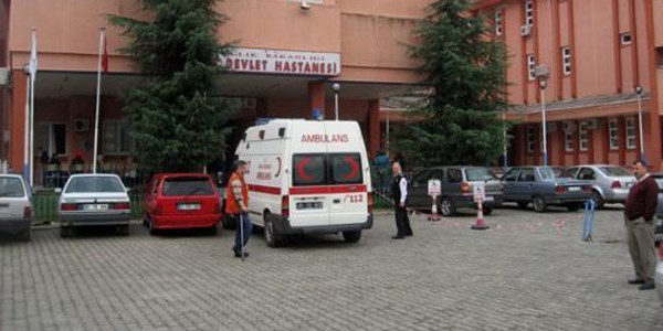 Hastanede içtiği sudan zehirlendi