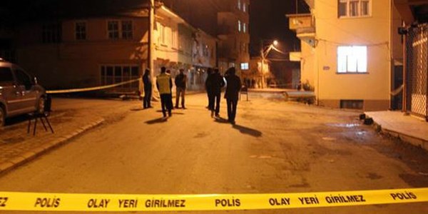 Kahvehanede vurulan şahıs hayatını kaybetti