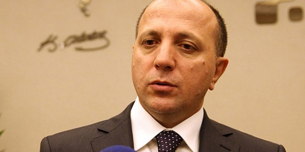 Fatih Acar: Memur akşama kadar iş yapmıyor!