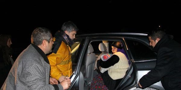 Kaymakam ambulansın gidemediği köye gidip hastayı kurtardı