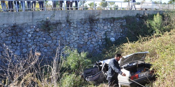 Alanya'da kaza : 1 ölü, 4 yaralı