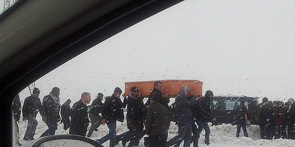 İki günür kapalı olan Cizre-Nusaybin yolu açıldı