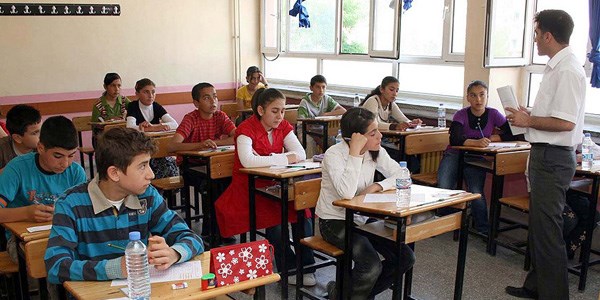 Mazeret sınavları başladı