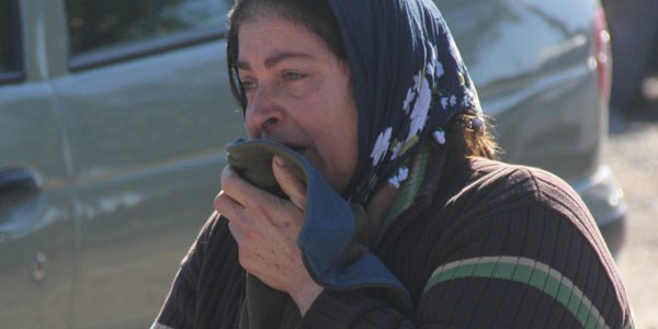 Gölde kaybolan oğluna montunu getirdi