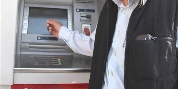Ankara'da 7 bin memur maaş alamadı