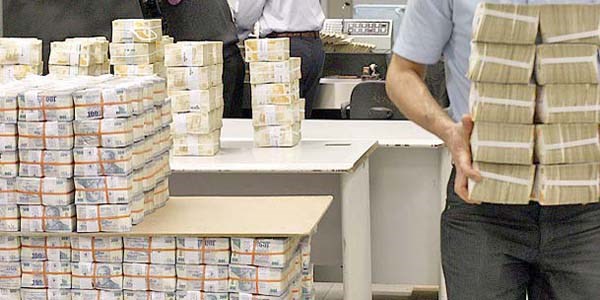 Bütçe 1,2 milyar lira açık verdi