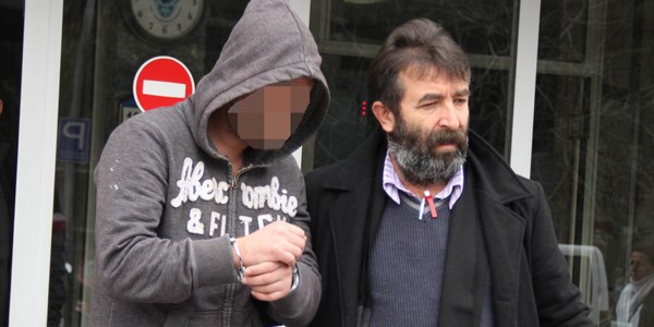 Arkadaşların silahlı boğuşması: 1 ağır yaralı
