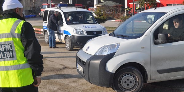 Kar lastiği takmayanlara ceza yağdı