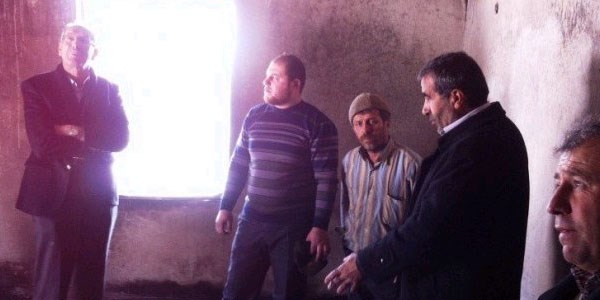 Evi yanan imama geçmiş olsun ziyareti
