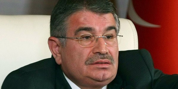 İçişleri eski Bakanından çarpıcı açıklama