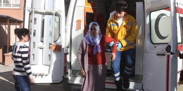 Çelikhan'da iki araç çarpıştı: 2 yaralı