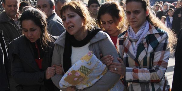 Kaza kurbanı Melike'ye 'yastıklı' uğurlama