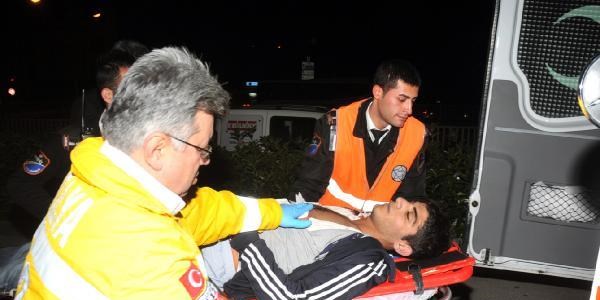 Yan baktın kavgası: 2 yaralı