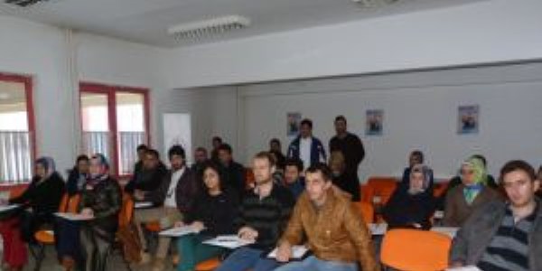 Gümüşhaneli gençlere girişimcilik kursu