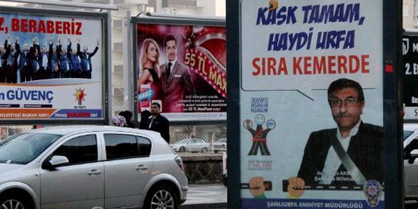 Bakan ve Milletvekillerine Photoshop'la 'Emniyet Kemeri' takıldı
