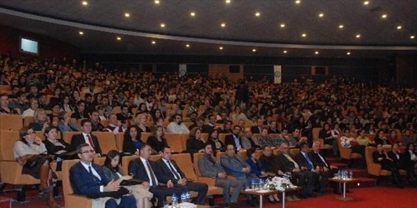 Gençlerden 'girişimcilik, kariyer ve inavasyon' zirvesi