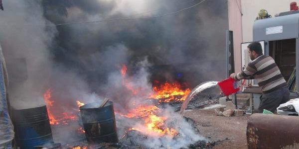 Gaziantep'te mobilya fabrikasında yangın
