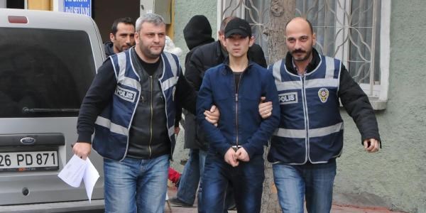 Arkadaşını pompalı tüfekle öldüren şüpheli yakalandı