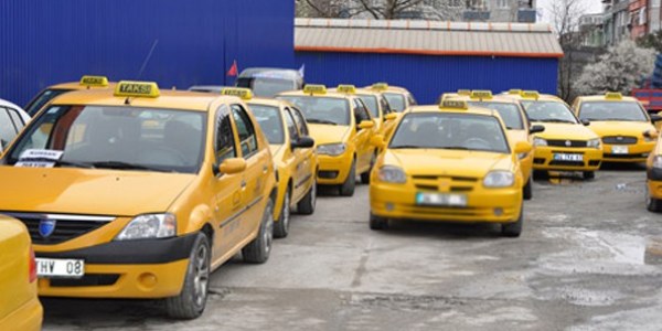 Taksi şoförlerine meslek standardı getirildi