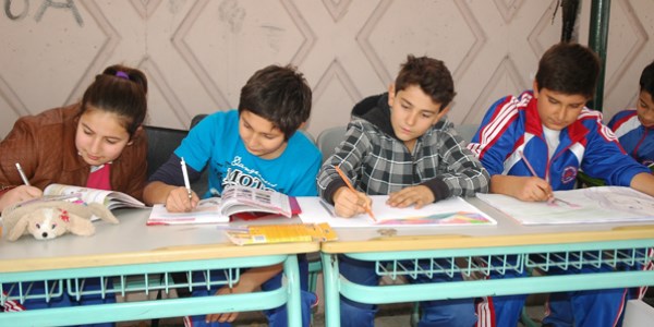 Okul bahçesine açık sınıf