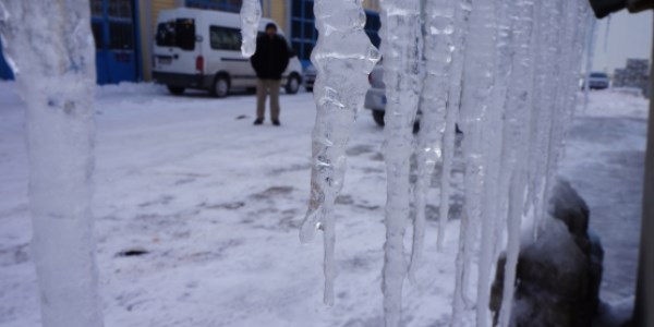 Soğuk hava Doğu'da etkisini sürdürüyor