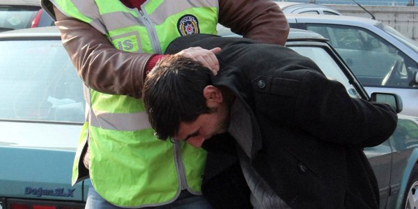 'Delikanlıyım ben gasp yaparım' dedi, hırsızlık yaptığı ortaya çıktı