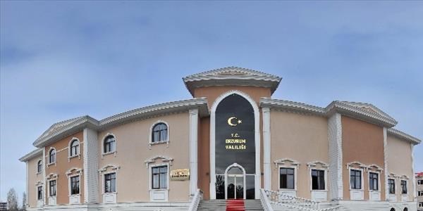 Erzurum Valiliği, yeni binasına taşındı