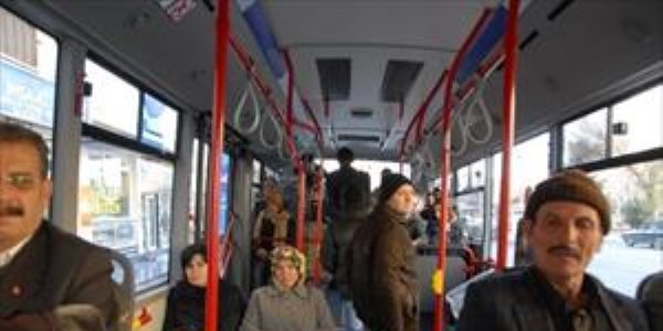Karaman'da 65 yaş üzeri vatandaşlar otobüslere ücretsiz binecek