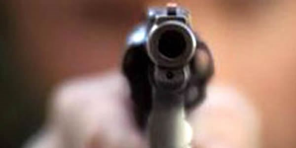 Özel güvenlik görevlisi önce sevgilisini sonra kendini vurdu