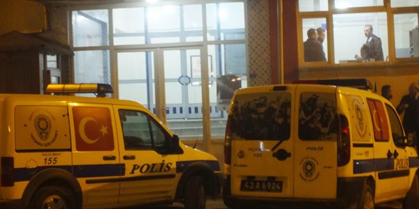 Banka soyguncusu suçüstü yakalandı