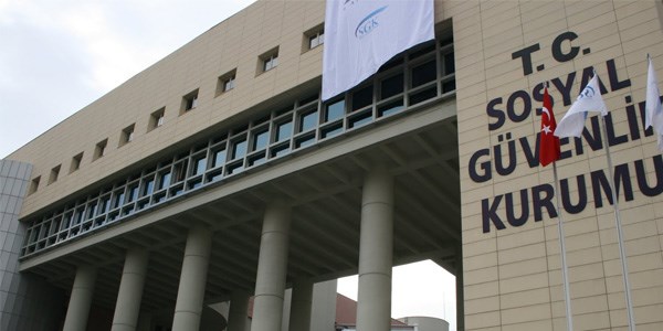 SGK: Emekliliğin iptal, maaşları geri öde