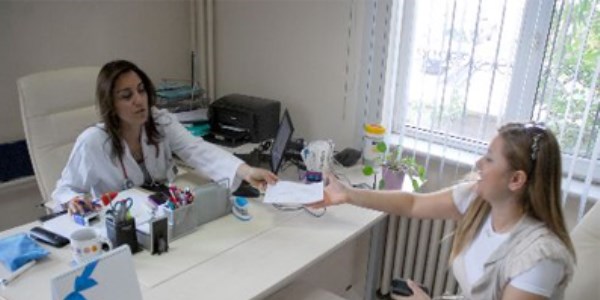 Aile hekimlerine zorunlu nöbet görevi yasalaştı
