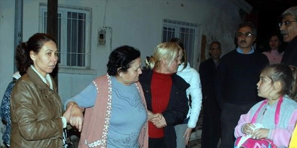 Çoklu kullanılan priz az daha evi yakıyordu