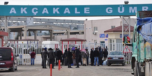 Akçakale Gümrük Kapısı kapatıldı