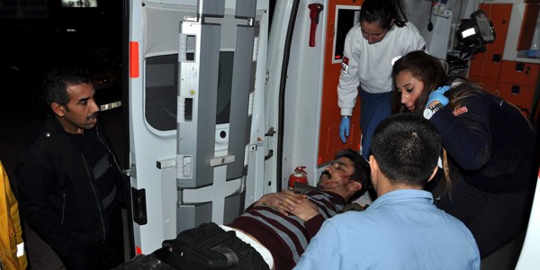 Gaziantep'te bıçaklı kavga: 2 yaralı